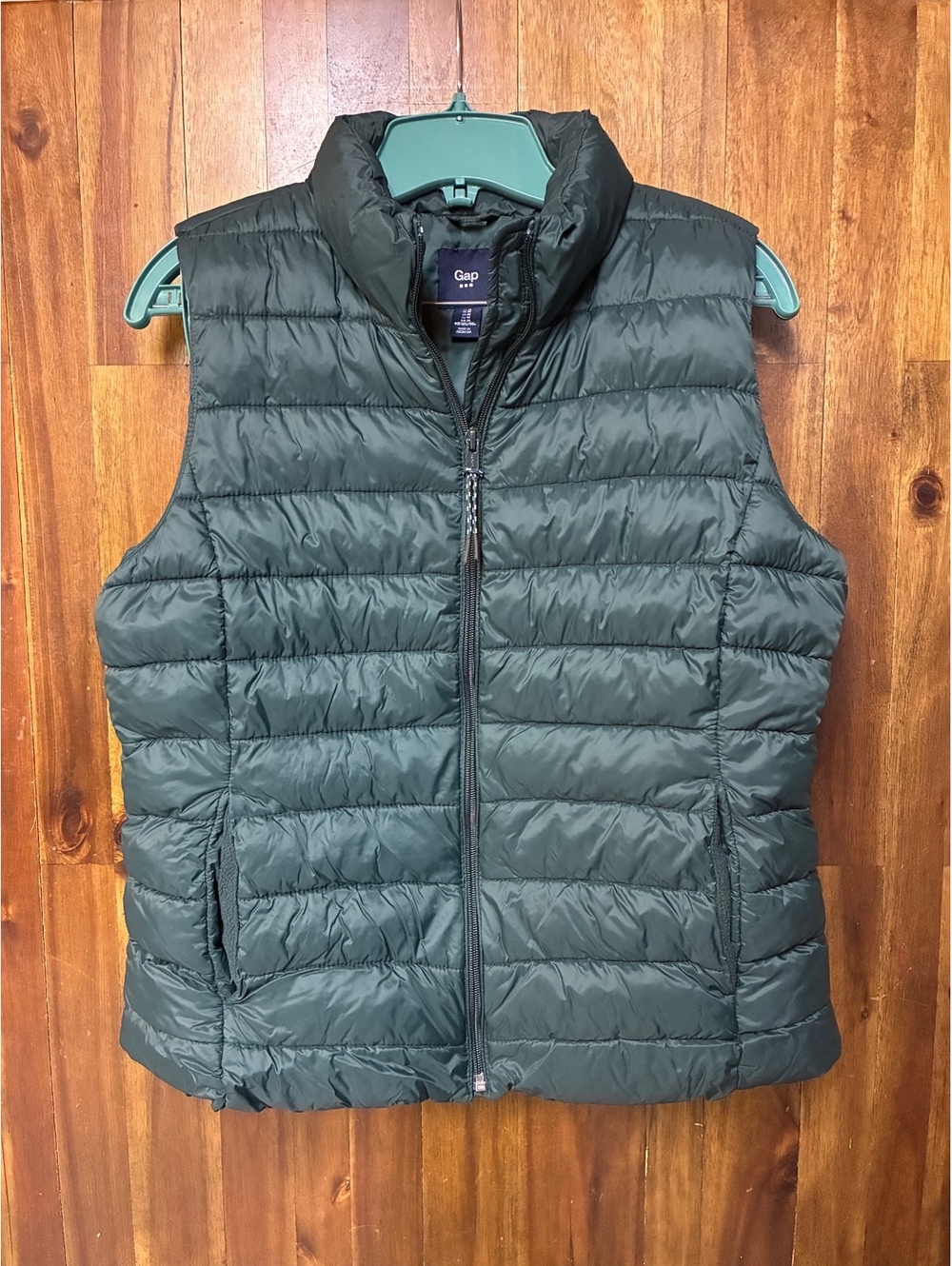 GAP Dark Green Puffer Vest Women’s M Quilted Gorpcore Outdoor Lightweight